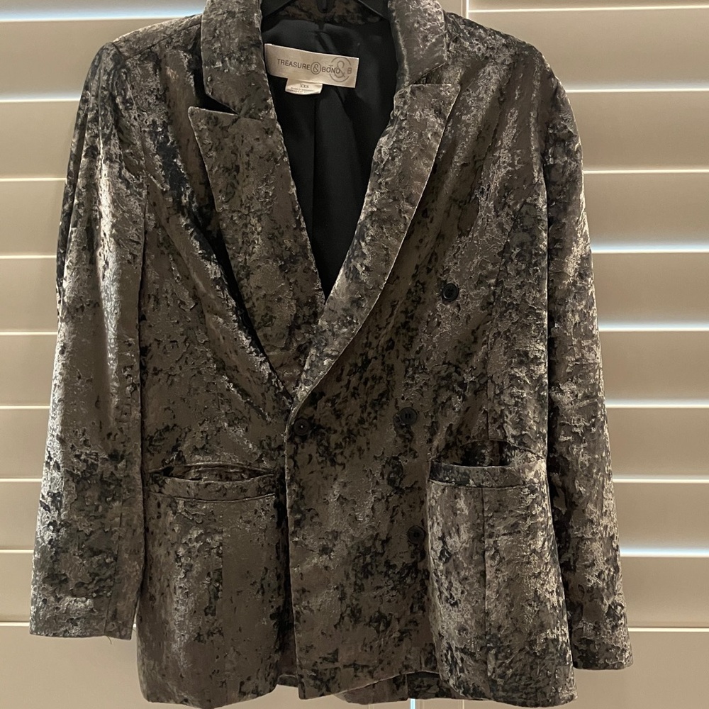 Treasure & Bond Textured Crush Velvet Gray Blazer